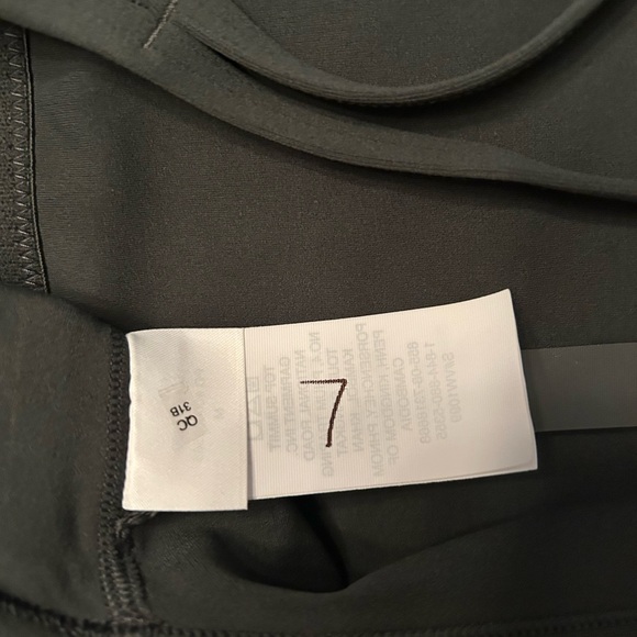 NWT Vuori All the Feels Bra Aspen Size M - Picture 5 of 7